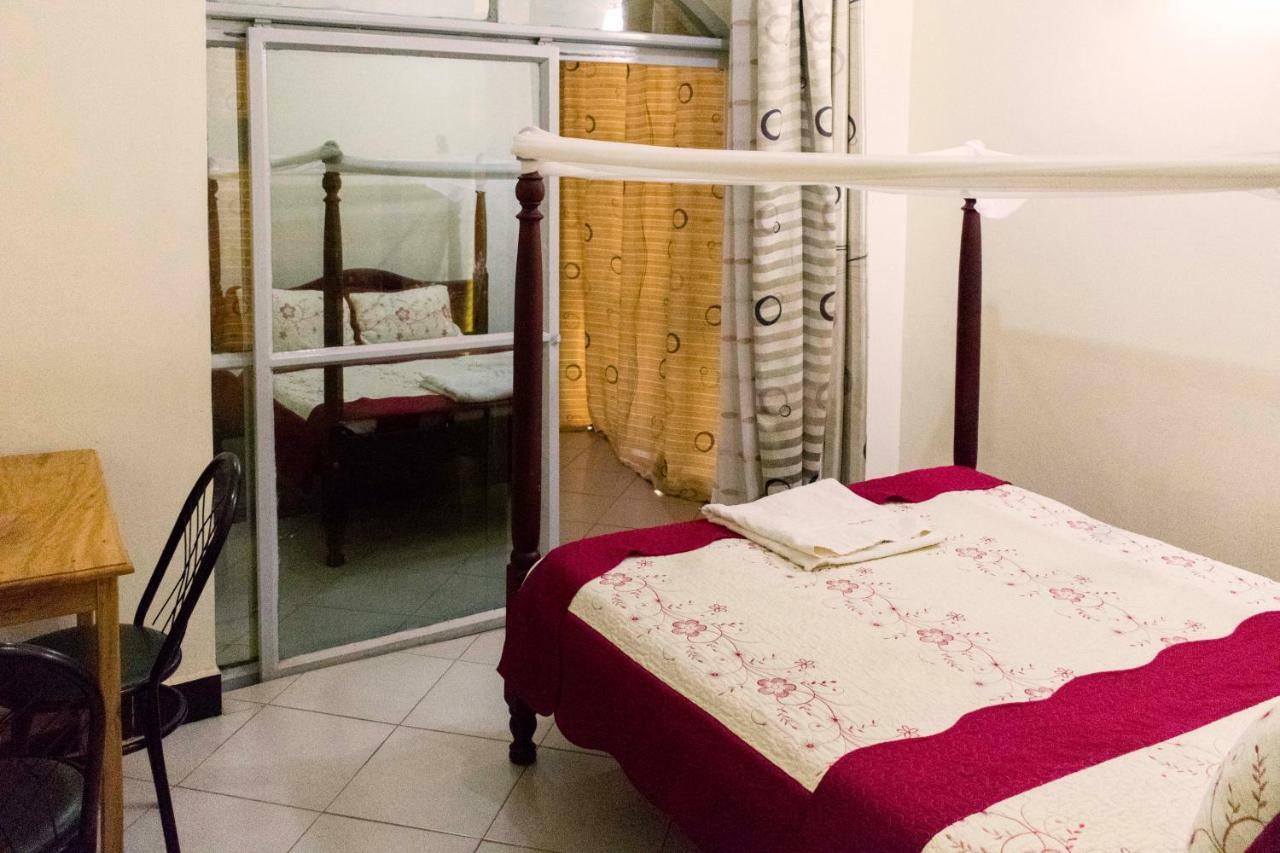 Relief Motel Fort Portal מראה חיצוני תמונה