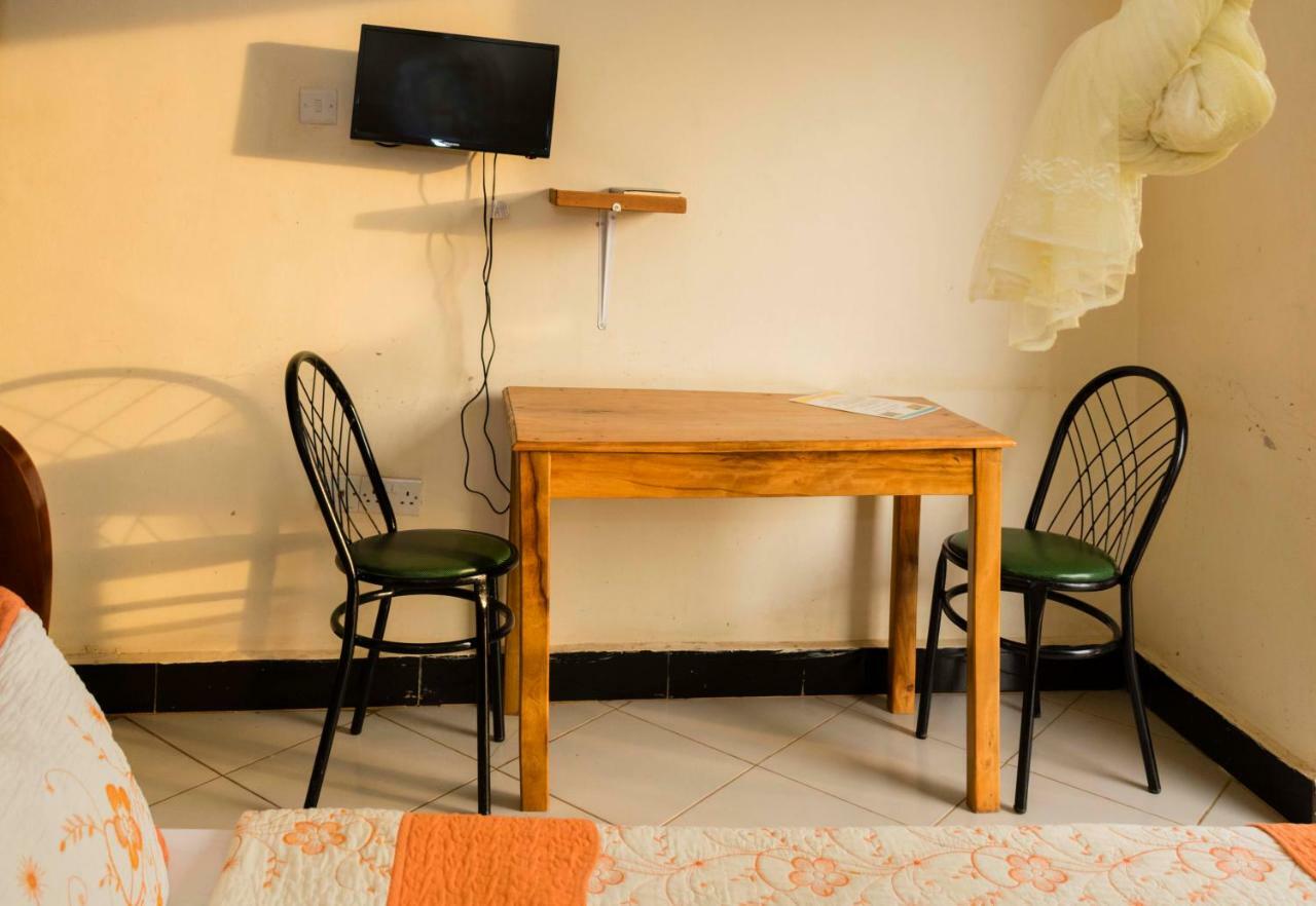 Relief Motel Fort Portal מראה חיצוני תמונה