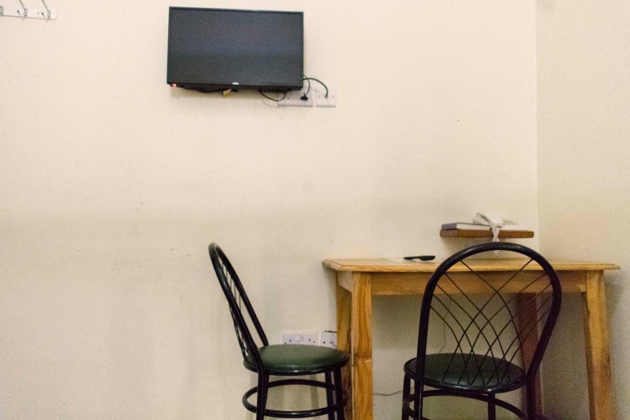 Relief Motel Fort Portal מראה חיצוני תמונה